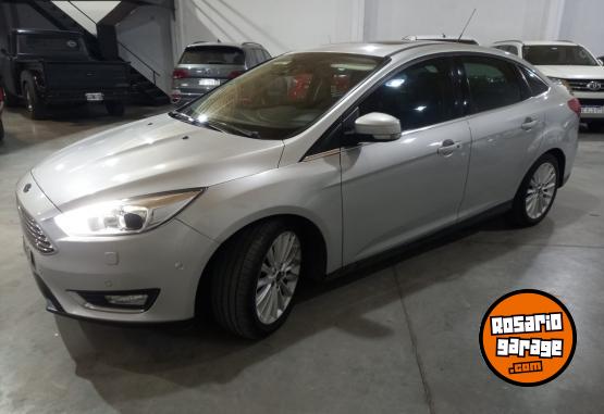 Autos - Ford FOCUS 2016 Nafta 170000Km - En Venta