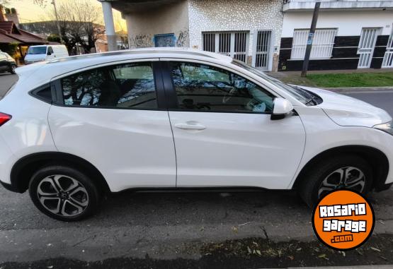 Autos - Honda HRV EX 2016 Nafta 103000Km - En Venta