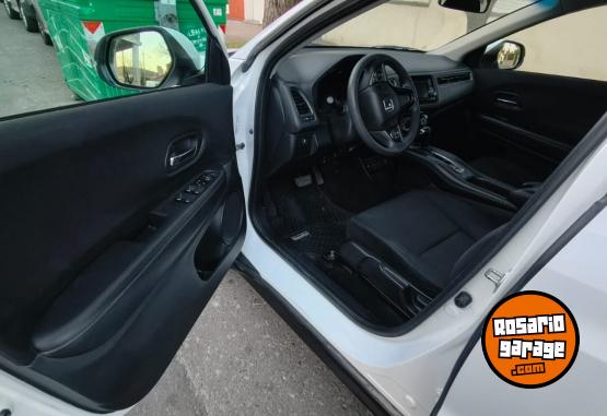 Autos - Honda HRV EX 2016 Nafta 103000Km - En Venta
