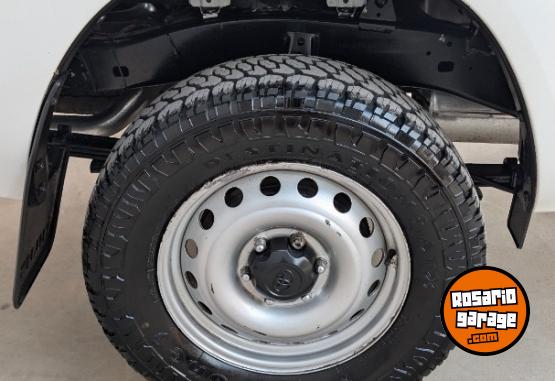 Camionetas - Toyota Hilux DX 4x4 2020 Diesel 236000Km - En Venta