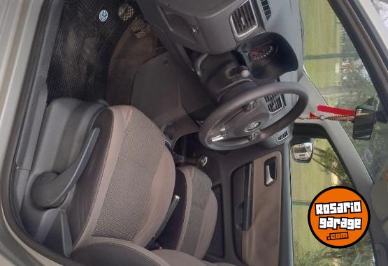 Autos - Volkswagen Suran trendline full 2010 GNC 124000Km - En Venta