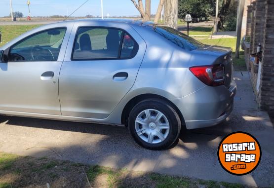 Autos - Renault Logan 2015 GNC 163500Km - En Venta