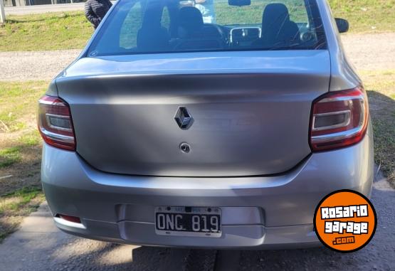 Autos - Renault Logan 2015 GNC 163500Km - En Venta