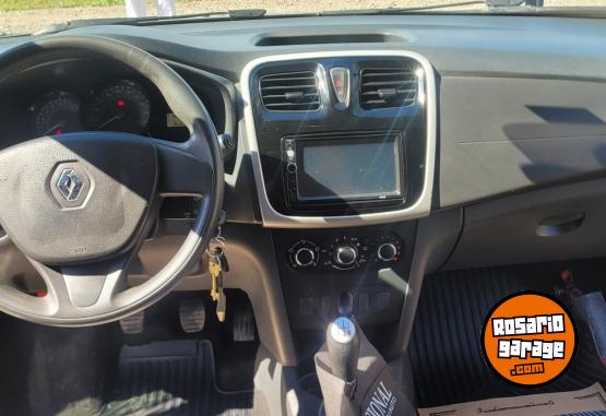 Autos - Renault Logan 2015 GNC 163500Km - En Venta