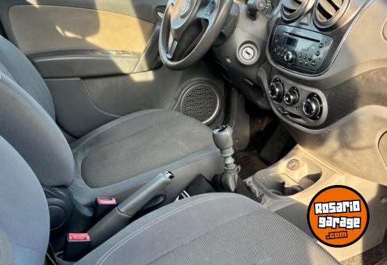 Autos - Fiat Palio Essence 1.6 2014 Nafta 185000Km - En Venta