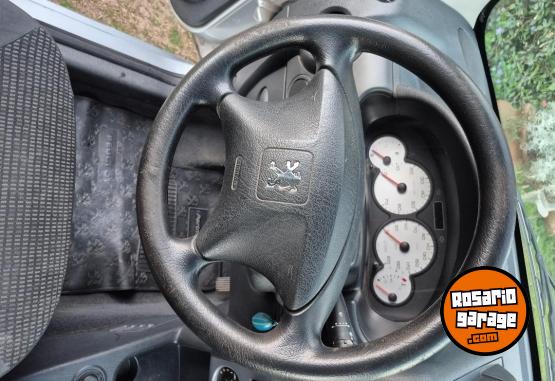 Utilitarios - Peugeot Partner 2016 Diesel 173350Km - En Venta