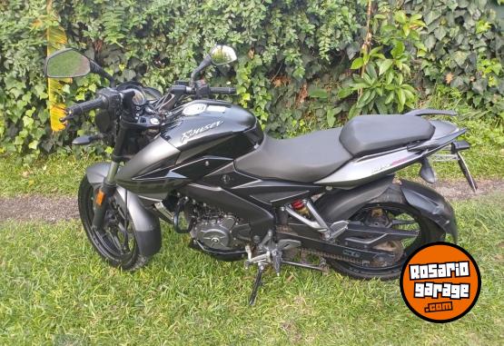Motos - Bajaj Rouser 2020 Nafta 8600Km - En Venta