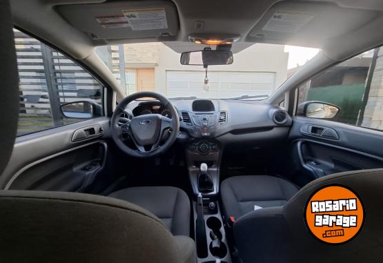 Autos - Ford Fiesta Kinetic 2014 Nafta 199000Km - En Venta