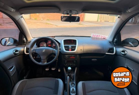Autos - Peugeot 207 premium 2011 Nafta 132000Km - En Venta