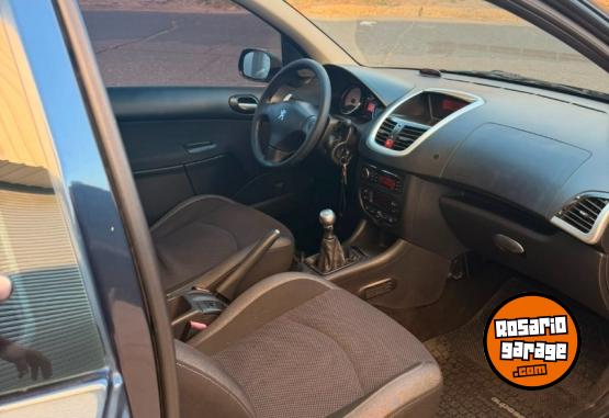Autos - Peugeot 207 premium 2011 Nafta 132000Km - En Venta