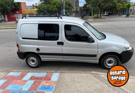 Utilitarios - Peugeot Partner 2021 Diesel 81000Km - En Venta