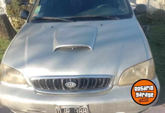 Autos - Kia Carnival 2000 Diesel 233000Km - En Venta