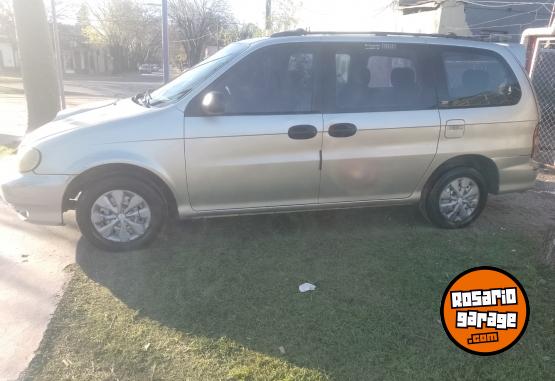 Autos - Kia Carnival 2000 Diesel 233000Km - En Venta