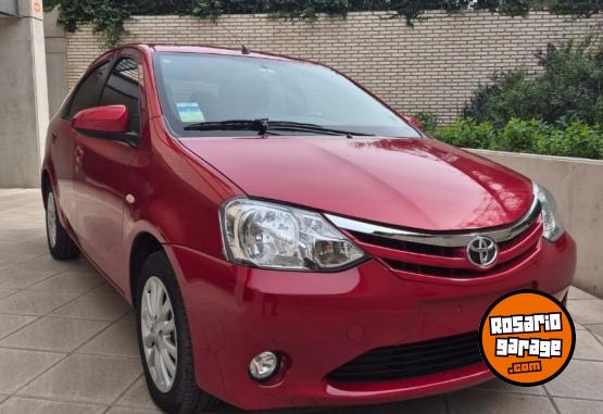 Autos - Toyota Etios xls 1.5 M/T sed�n 4 2013 Nafta 119000Km - En Venta