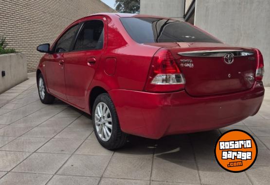 Autos - Toyota Etios xls 1.5 M/T sed�n 4 2013 Nafta 119000Km - En Venta