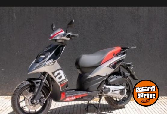 Motos - Aprilia Scooter 160 sr 2023 Nafta 4000Km - En Venta