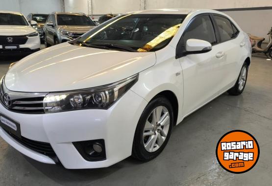Autos - Toyota COROLLA XEI PACK MT 6TA 2015 Nafta 140000Km - En Venta