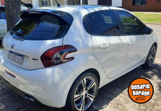 Autos - Peugeot 208 2020 Nafta 66000Km - En Venta