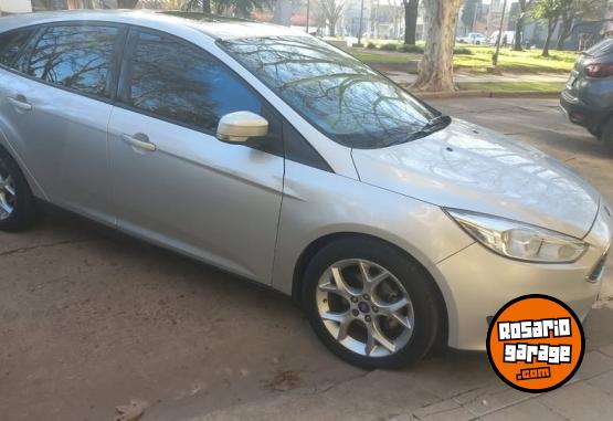 Autos - Ford FOCUS 5P 2.0 AT SE PLUs 2016 Nafta 123000Km - En Venta