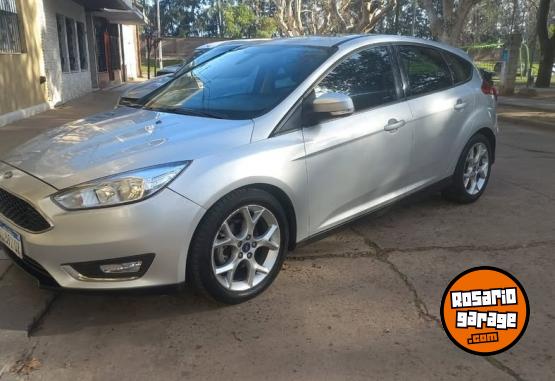 Autos - Ford FOCUS 5P 2.0 AT SE PLUs 2016 Nafta 123000Km - En Venta