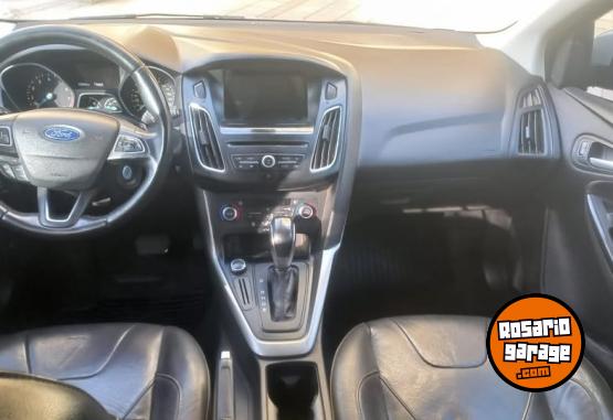 Autos - Ford FOCUS 5P 2.0 AT SE PLUs 2016 Nafta 123000Km - En Venta