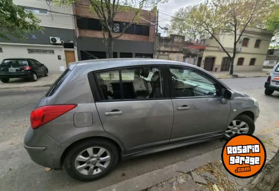 Autos - Nissan TIIDA ACENTA 1.8 N 2013 Nafta 130000Km - En Venta