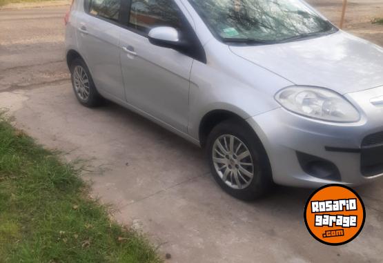 Autos - Fiat Palio Attrative 2012 GNC 144000Km - En Venta