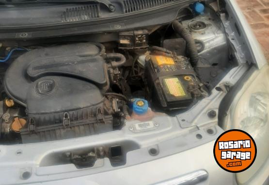 Autos - Fiat Palio Attrative 2012 GNC 144000Km - En Venta