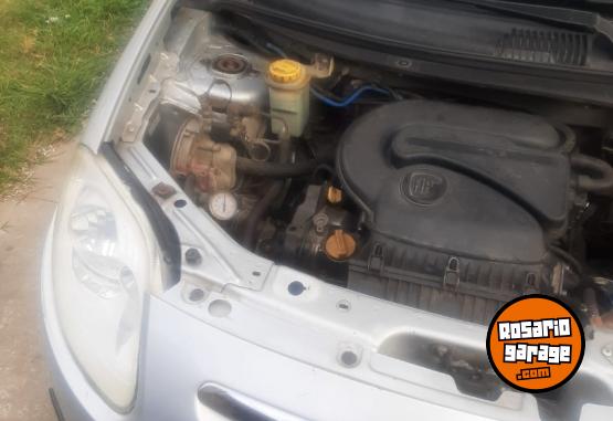Autos - Fiat Palio Attrative 2012 GNC 144000Km - En Venta