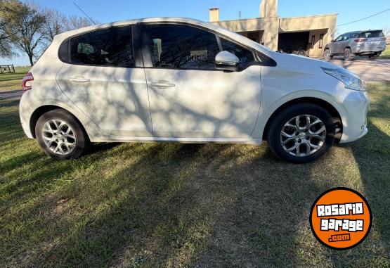 Autos - Peugeot ALLURE VTV 2014 Nafta 76414Km - En Venta