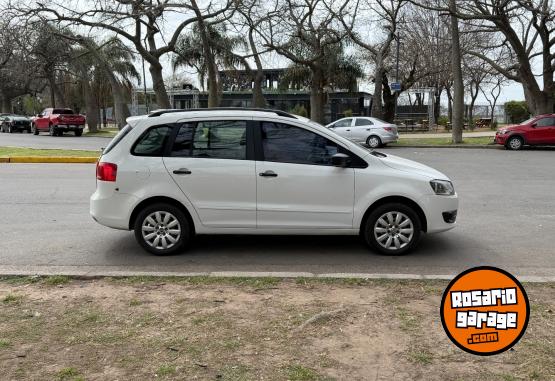 Autos - Volkswagen Suran Comfortline 2014 GNC - En Venta