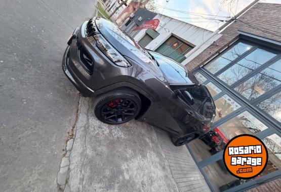 Camionetas - Jeep Compass BLACKHAWK 2026 Nafta 7000Km - En Venta