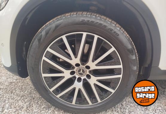 Camionetas - Mercedes Benz GLC 300 2020 Nafta 80000Km - En Venta