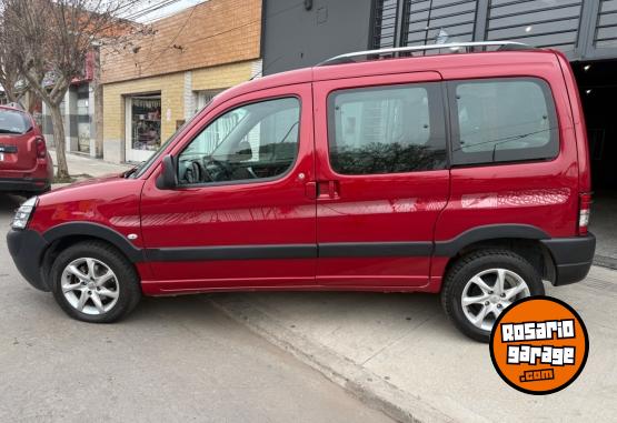 Utilitarios - Peugeot Partner 2019 Diesel 27000Km - En Venta