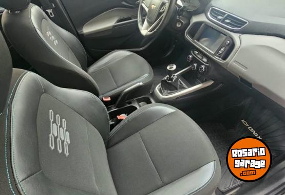 Autos - Chevrolet ONIX LT+ 1.4N 2019 GNC 110000Km - En Venta