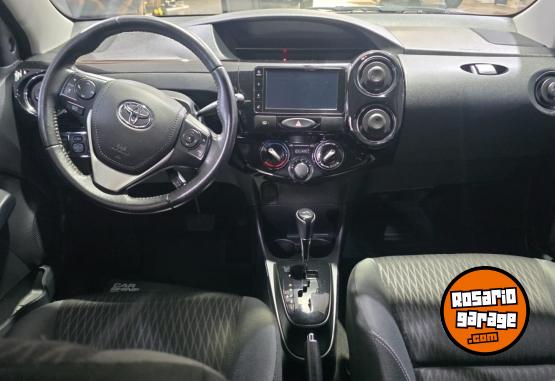 Autos - Toyota ETIOS XLS PACK 2024 Nafta 44400Km - En Venta