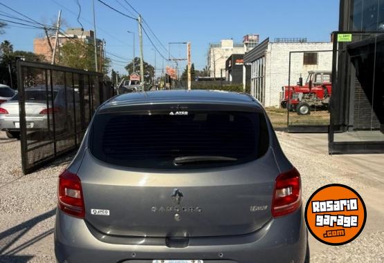 Autos - Renault SANDERO 1.6 PRIVILEGE 2015 Nafta  - En Venta