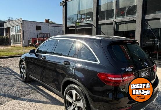 Autos - Mercedes Benz GLC 300 4 MATIC URBAN 5P 2017 Nafta - En Venta