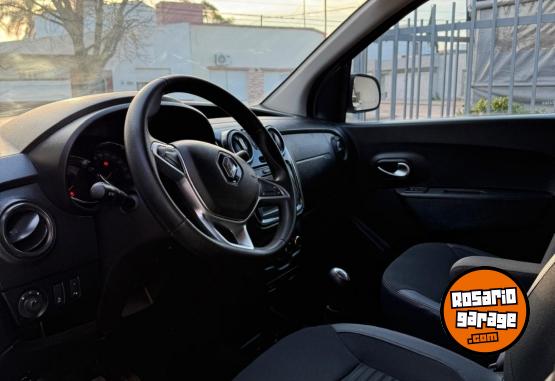Utilitarios - Renault kANGOO 2019 Nafta 80000Km - En Venta