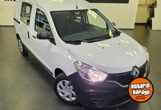 Utilitarios - Renault Kangoo Stepway 2026 Nafta 0Km - En Venta