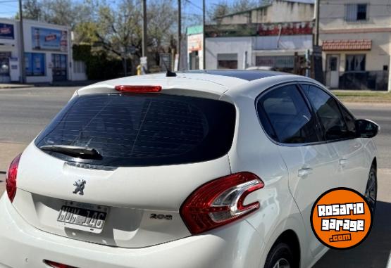 Autos - Peugeot 208 2013 Nafta 137000Km - En Venta