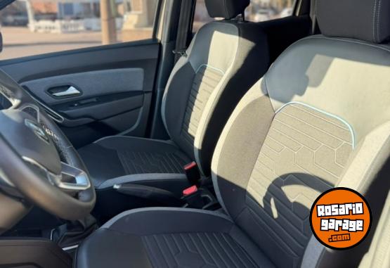 Autos - Renault DUSTER 2023 Nafta 71000Km - En Venta