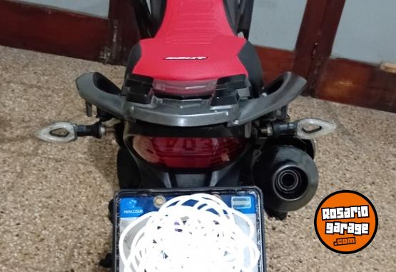 Motos - Zanella Zr150 2017 Nafta 20000Km - En Venta