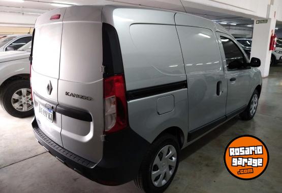 Utilitarios - Renault Kangoo Express 2A 1.6 SCE 2025 Nafta 7322Km - En Venta