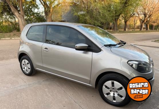 Autos - Volkswagen Up take 1.0 2014 Nafta 96500Km - En Venta