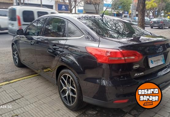 Autos - Ford Focus 2017 Nafta 90000Km - En Venta