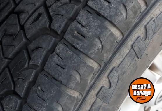 Camionetas - Volkswagen AMAROK 2011 Diesel 215000Km - En Venta