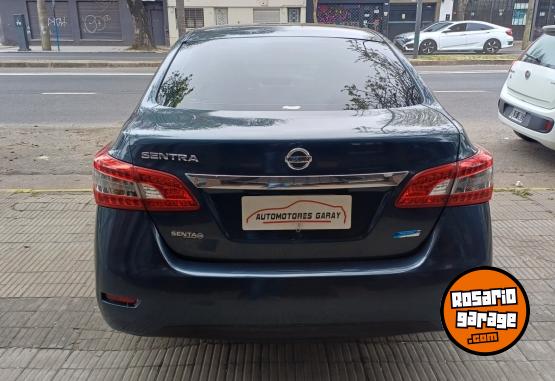 Autos - Nissan Sentra 2015 Nafta 130000Km - En Venta