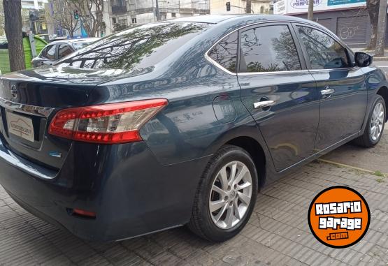 Autos - Nissan Sentra 2015 Nafta 130000Km - En Venta