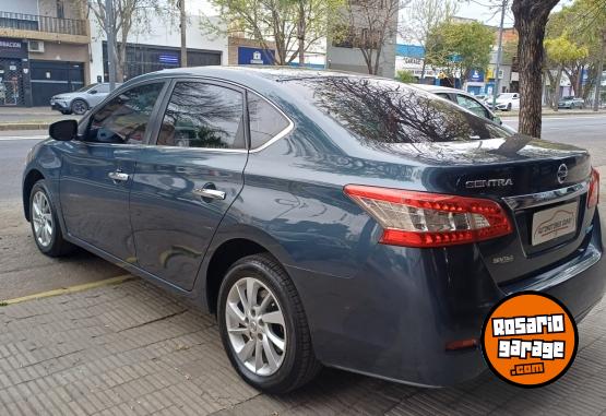 Autos - Nissan Sentra 2015 Nafta 130000Km - En Venta